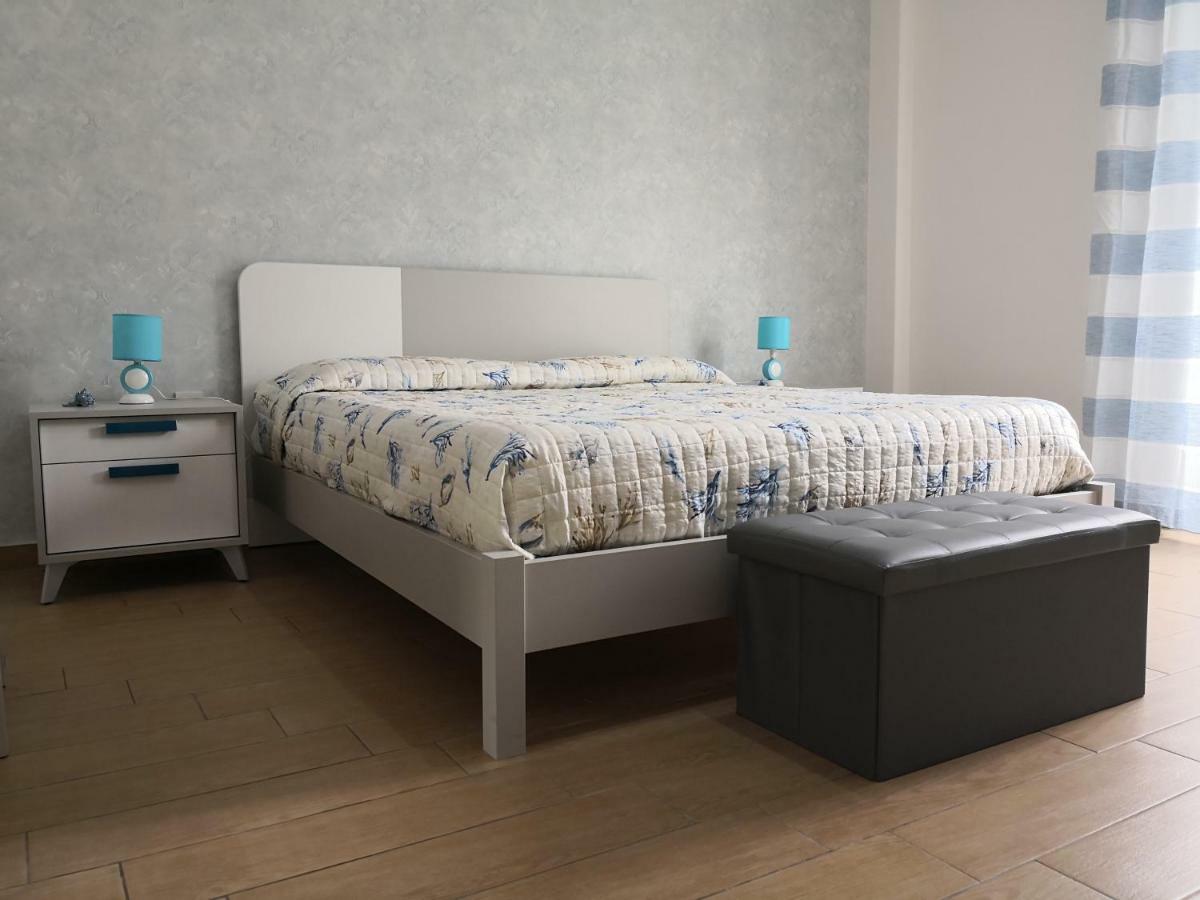 Corso Italia 83 Apartment Taranto Bagian luar foto